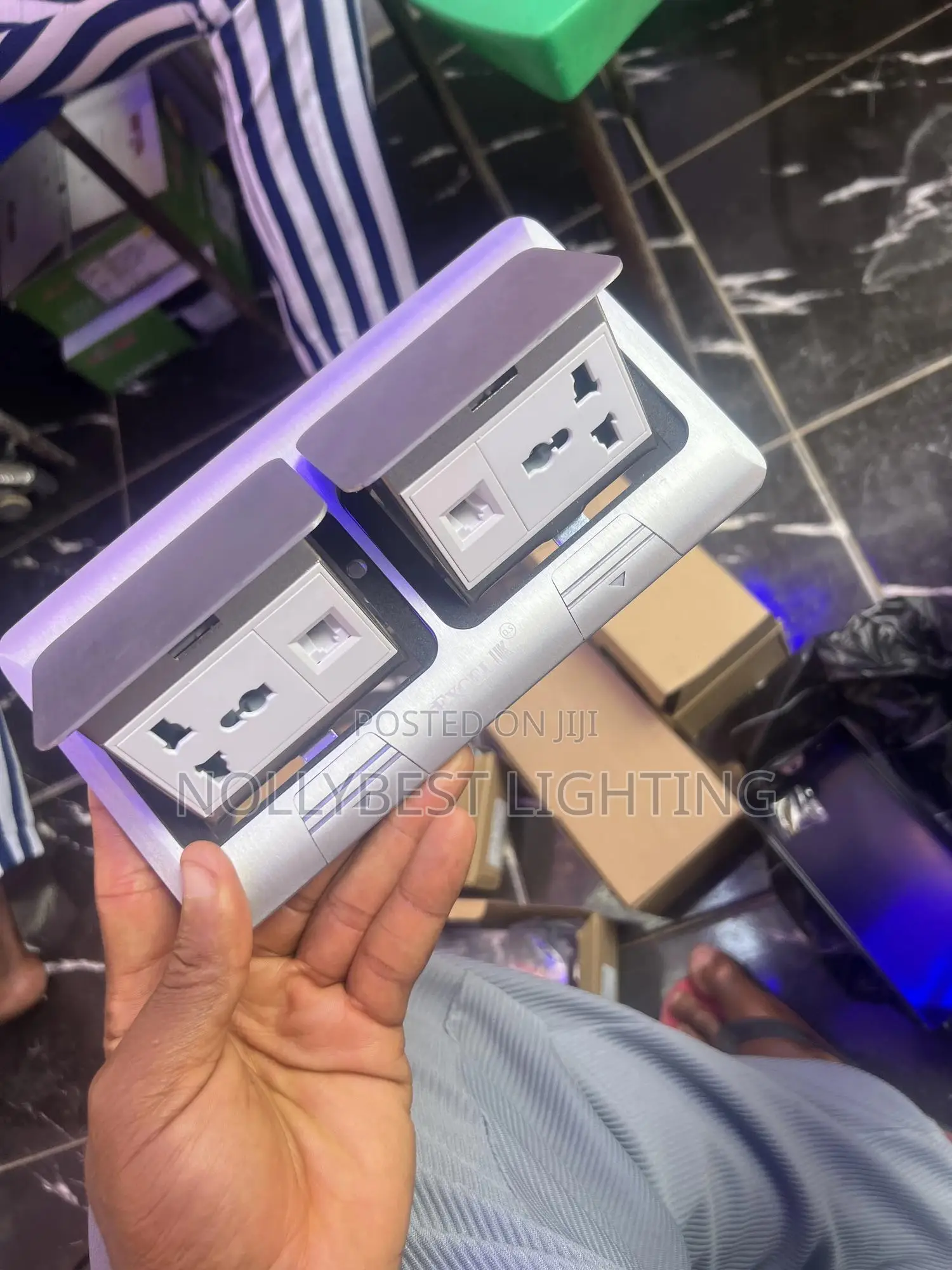 Floor Socket Double Available Good Quality
