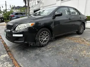 Toyota Corolla LE 4dr Sedan (1.8L 4cyl 4A) 2010 Black