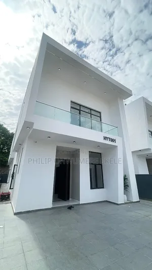 5bdrm Mansion in 5Bed Fully for sale