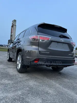 Toyota Highlander Limited V6 4x4 (3.5L 6cyl 6A) 2016 Gray