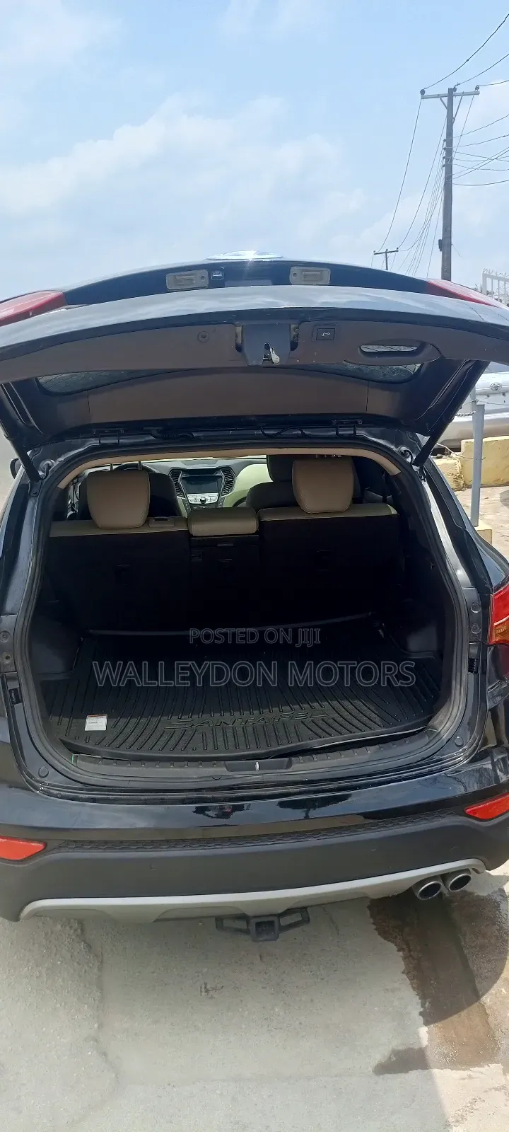 Hyundai Santa Fe SE AWD 2016 Black