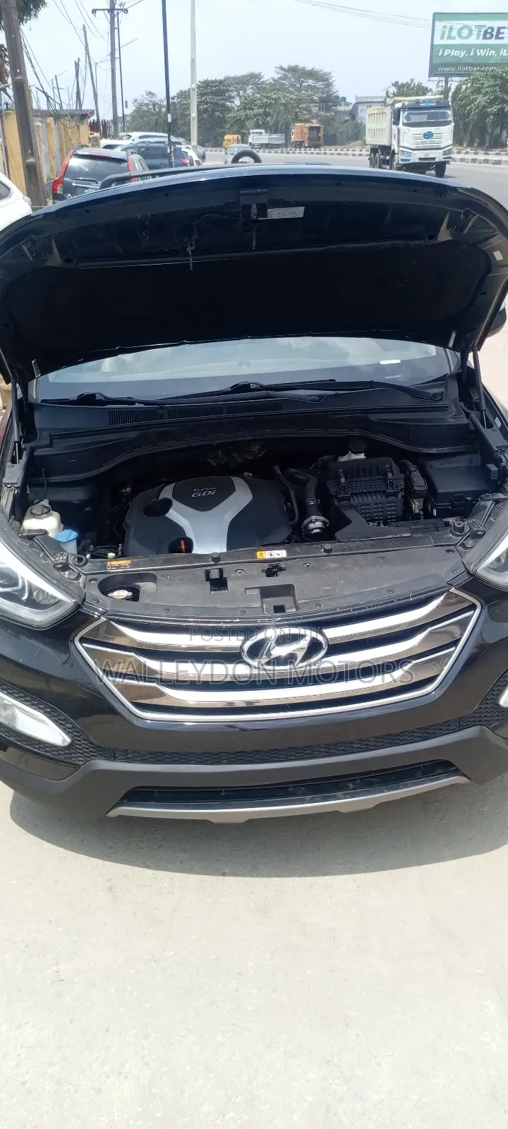 Hyundai Santa Fe SE AWD 2016 Black