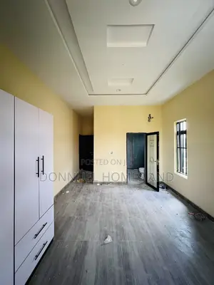 3bdrm Apartment in Lekki Expressway for rent