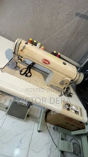 Industrial Sewing Machine