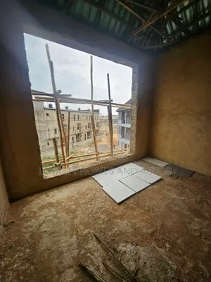 5bdrm House in Agboyi/Ketu for sale