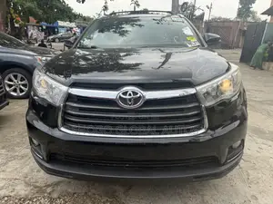 Toyota Highlander XLE V6 4x2 (3.5L 6cyl 6A) 2016 Black