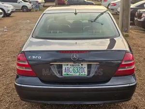 Mercedes-Benz E320 2004 Gray