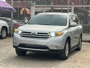 Toyota Highlander 2014 Silver