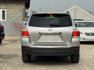 Toyota Highlander 2014 Silver