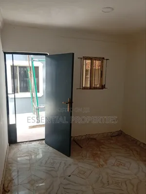 Studio Apartment in Toyin Street for rent