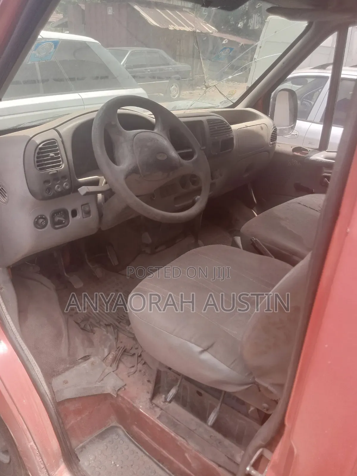 Ford Transit 2005 Red