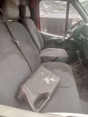 Ford Transit 2005 Red
