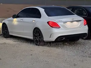Mercedes-Benz C450 2016 White