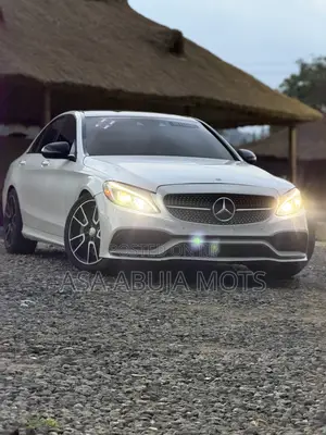 Mercedes-Benz C450 2016 White