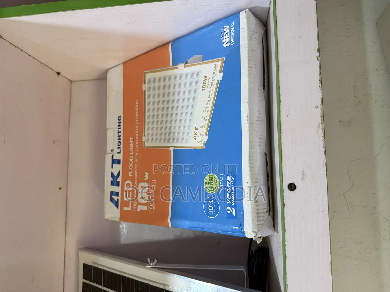 100 Watts 4kt Solar Light