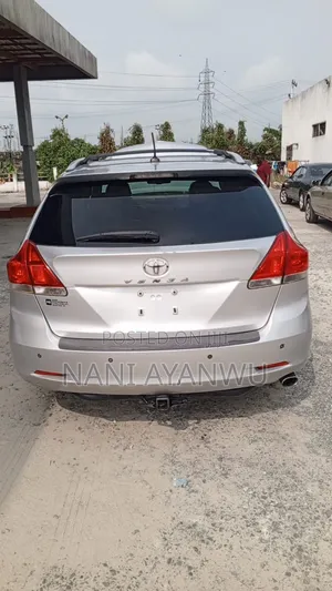 Toyota Venza 2012 Silver