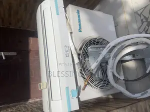 Panasonic 1.5hp Low Voltage Ac It Uses Inverter Gas 5months Use