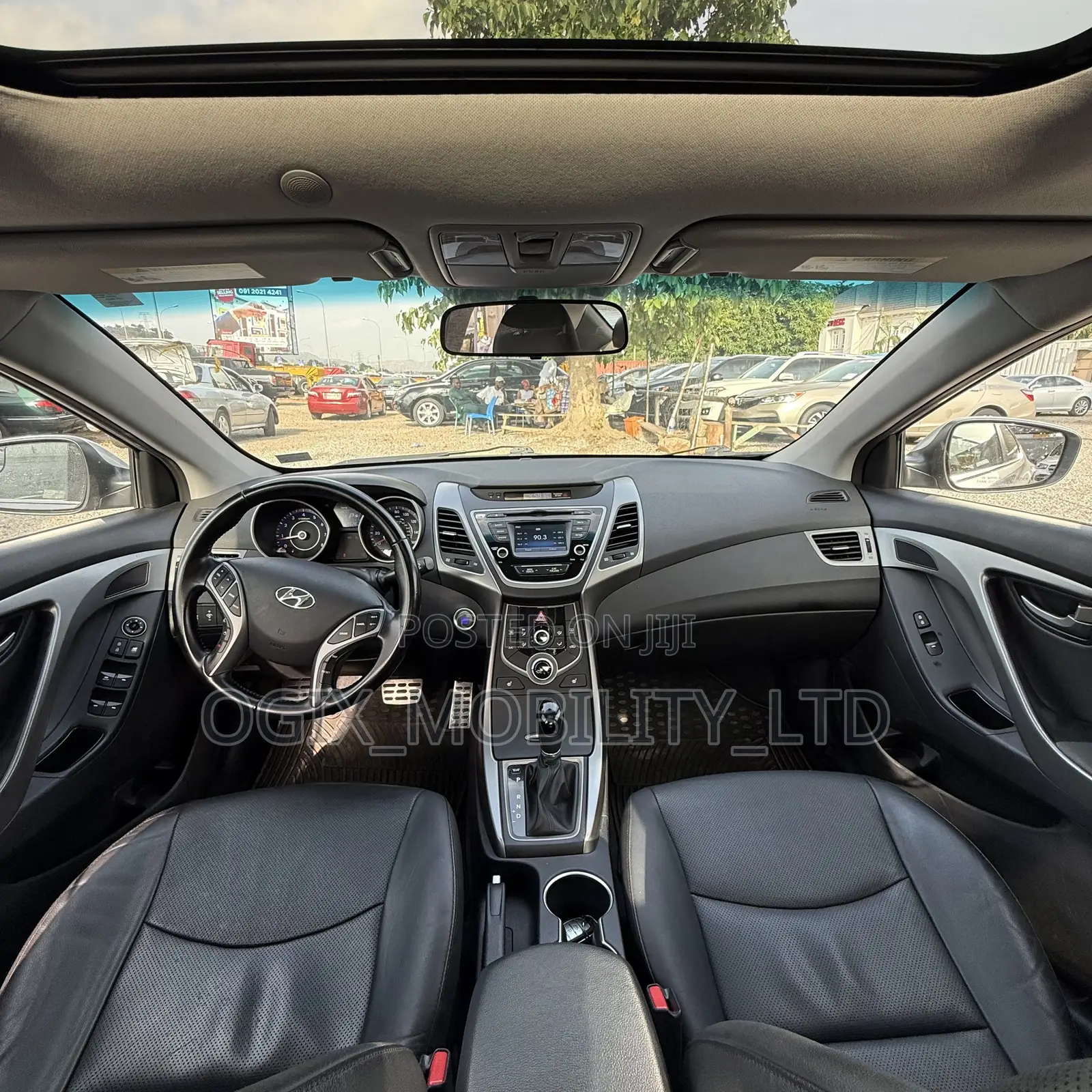 Hyundai Elantra 2015 Silver