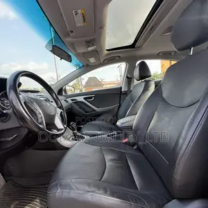 Hyundai Elantra 2015 Silver