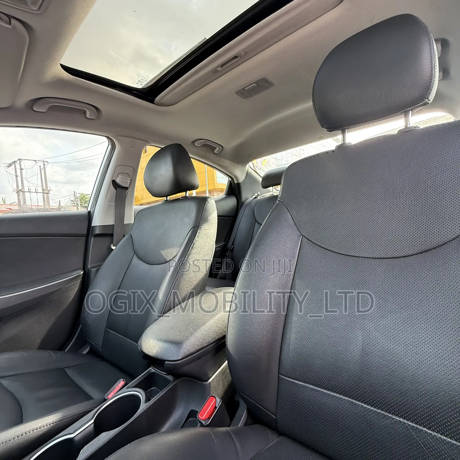 Hyundai Elantra 2015 Silver