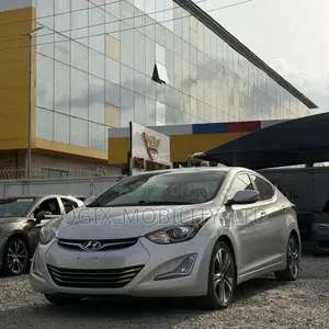 Hyundai Elantra 2015 Silver