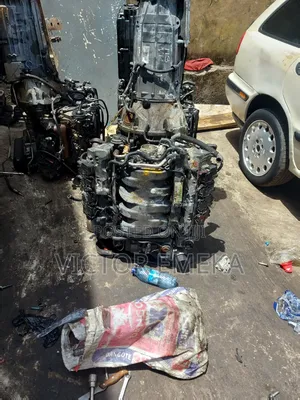Complete Engine and Gear Box 113 V8 for Ml500 164