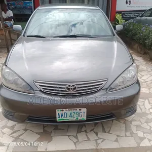 Toyota Camry 2003 Gray
