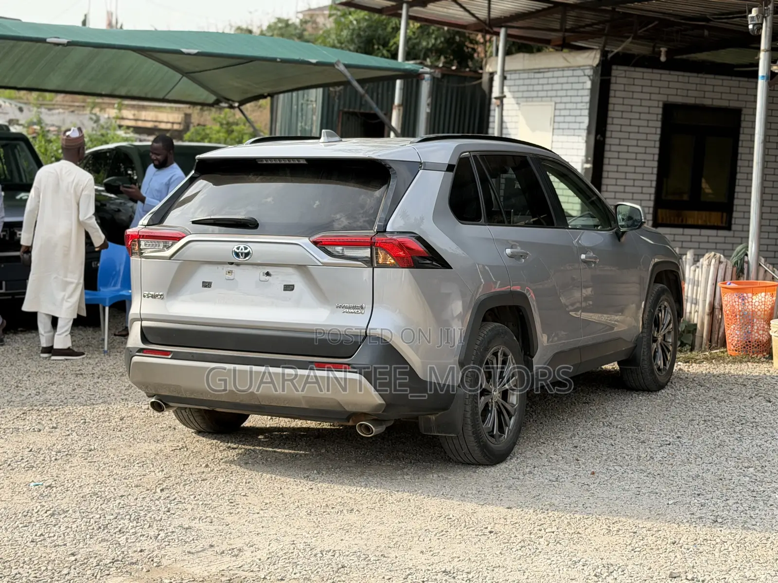 Toyota RAV4 2021 Silver
