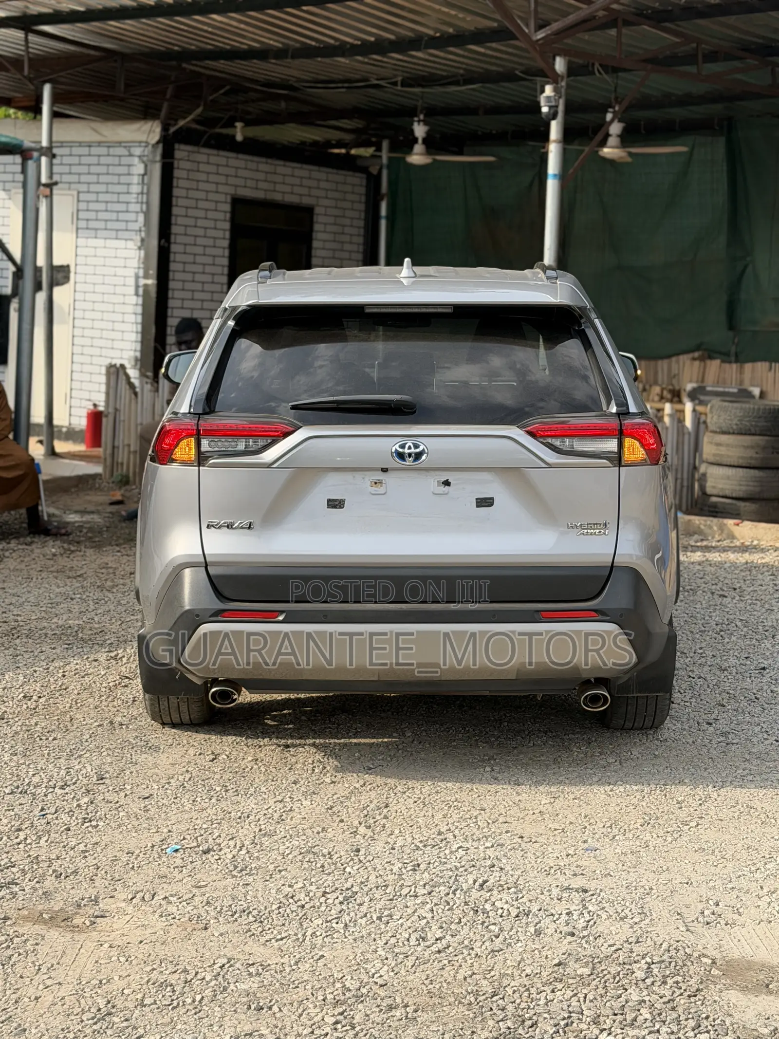 Toyota RAV4 2021 Silver
