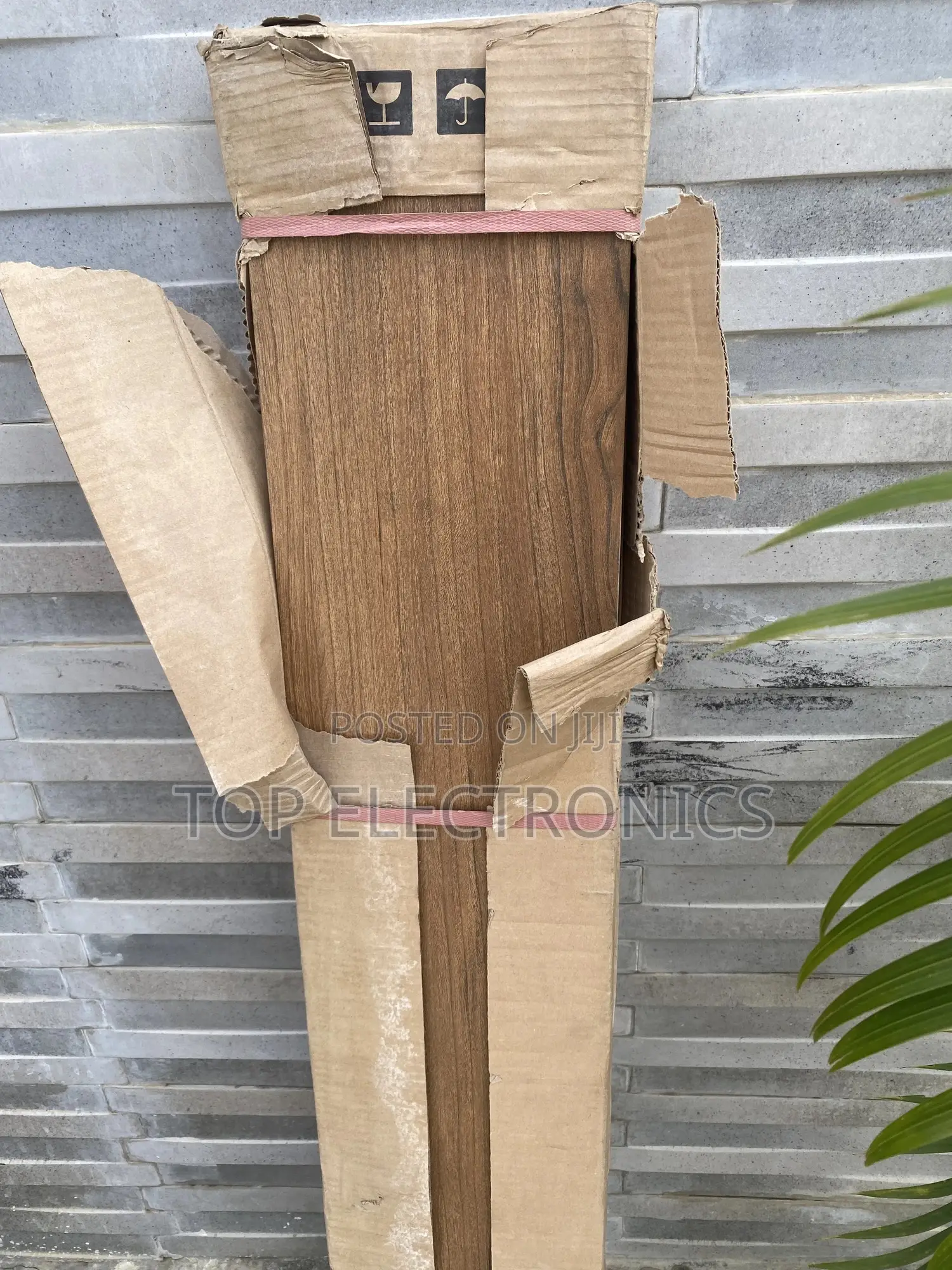 Wood Stripe Flloor Tiles