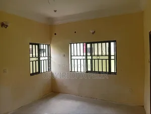 5bdrm Duplex in Gwarinpa 4Th Avenue, Life Camp for rent
