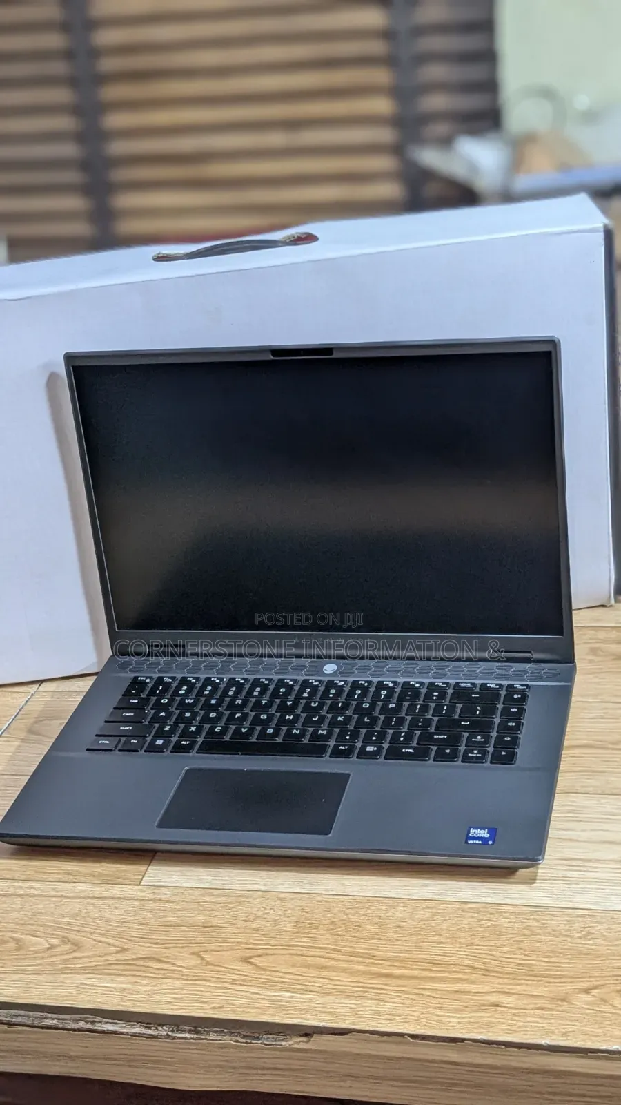 Laptop Alienware M16 R2 32GB Intel Core Ultra 9 SSD 1T
