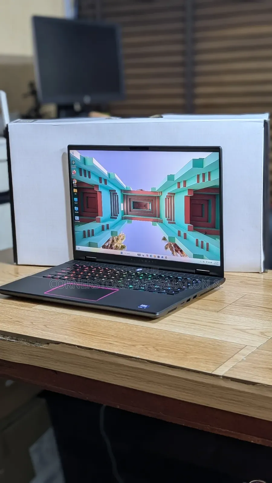 Laptop Alienware M16 R2 32GB Intel Core Ultra 9 SSD 1T