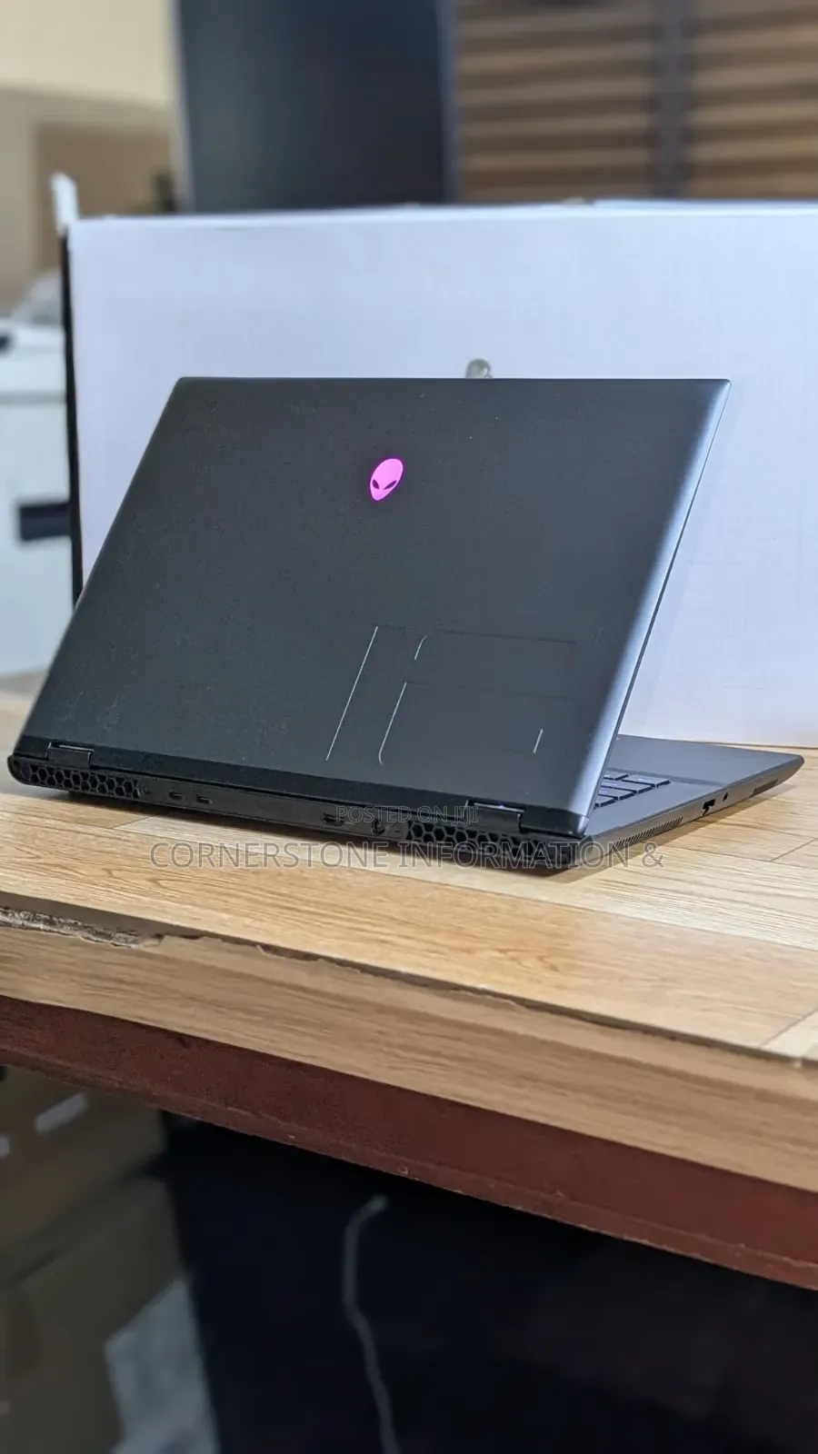Laptop Alienware M16 R2 32GB Intel Core Ultra 9 SSD 1T