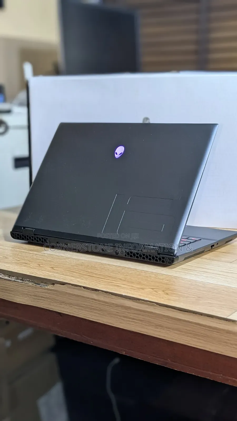Laptop Alienware M16 R2 32GB Intel Core Ultra 9 SSD 1T