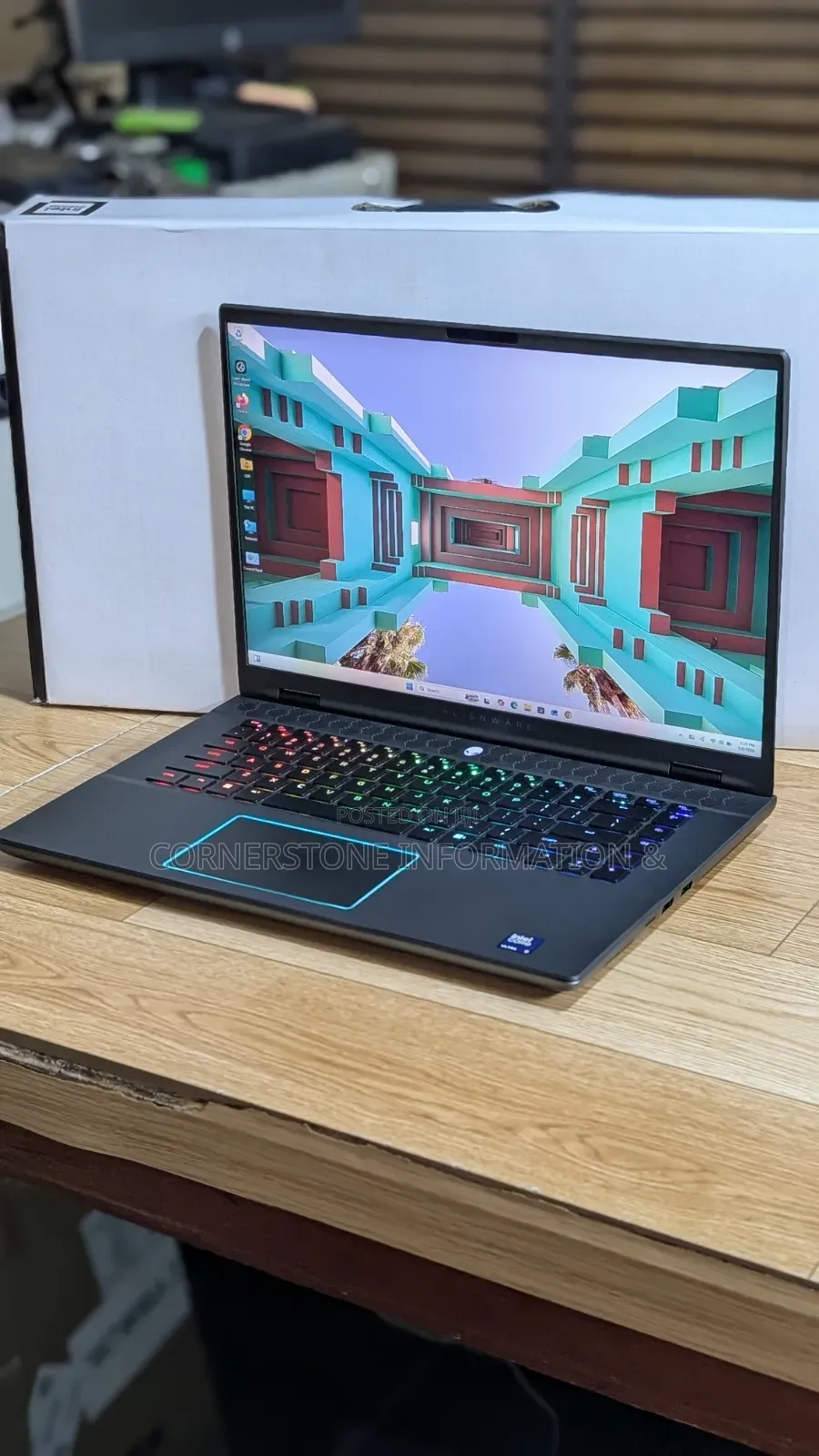 Laptop Alienware M16 R2 32GB Intel Core Ultra 9 SSD 1T