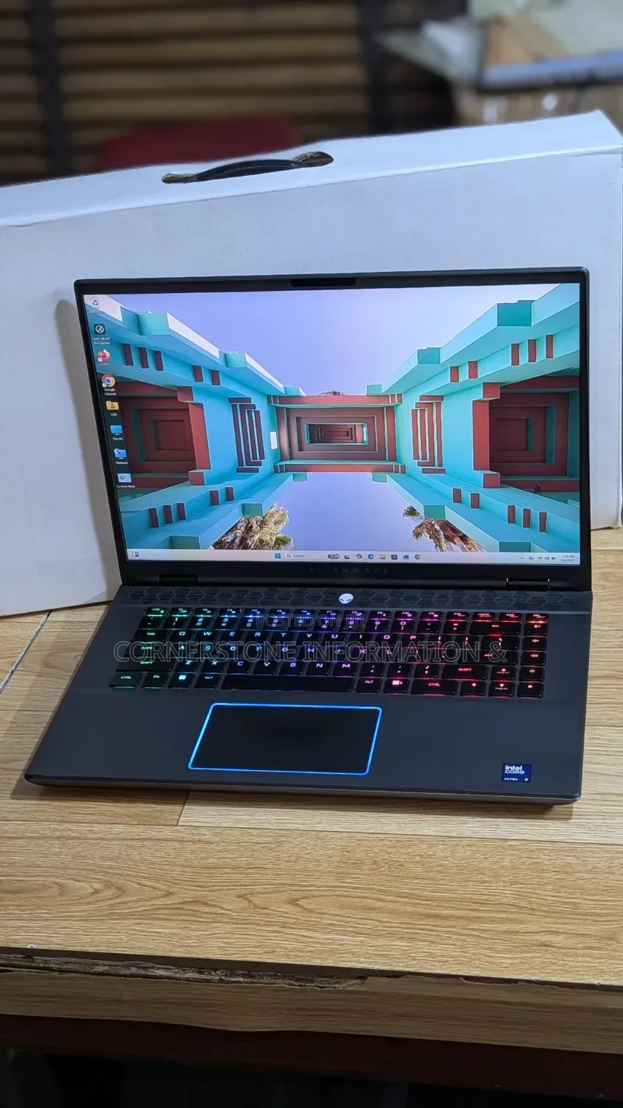Laptop Alienware M16 R2 32GB Intel Core Ultra 9 SSD 1T