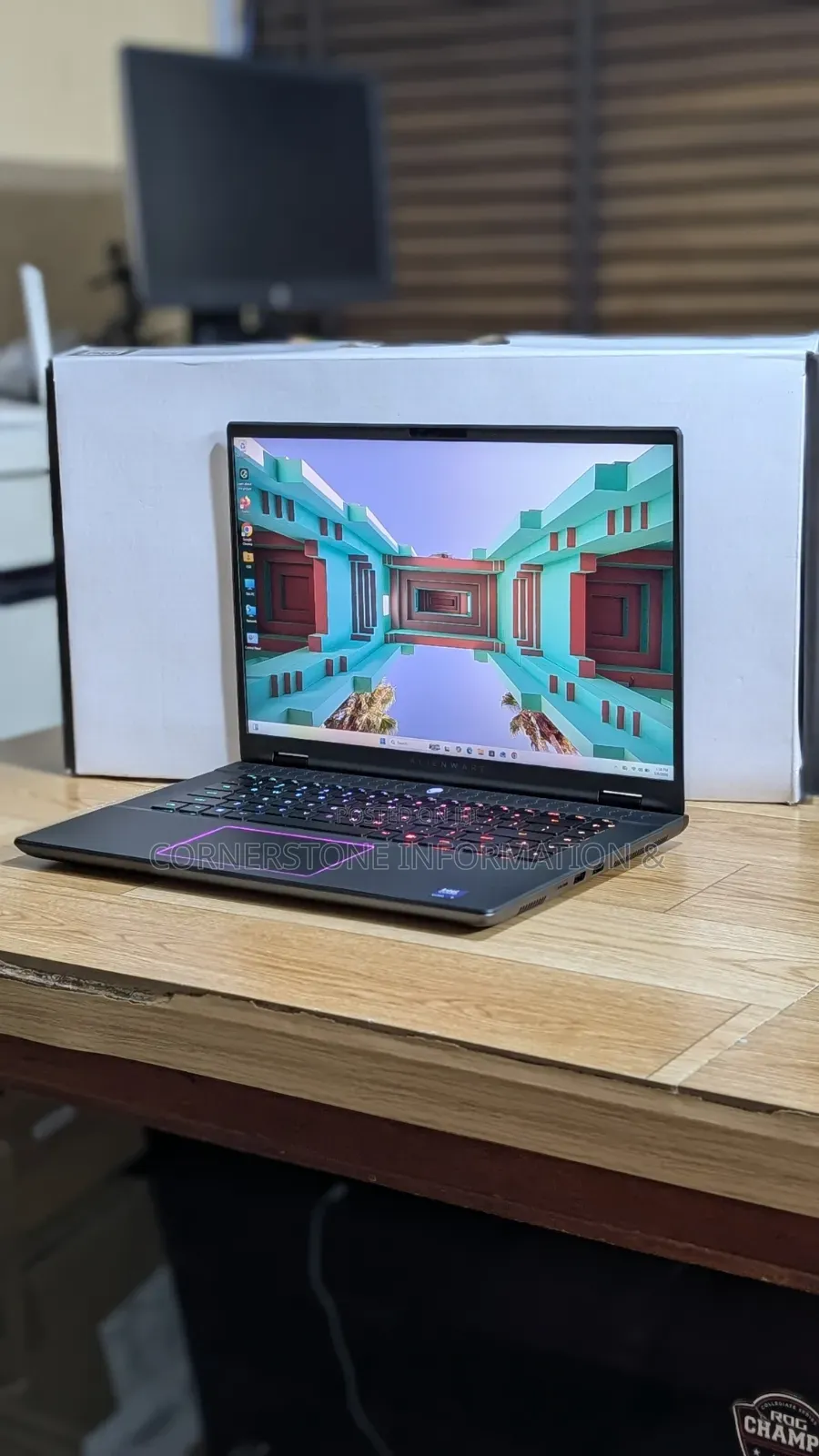 Laptop Alienware M16 R2 32GB Intel Core Ultra 9 SSD 1T