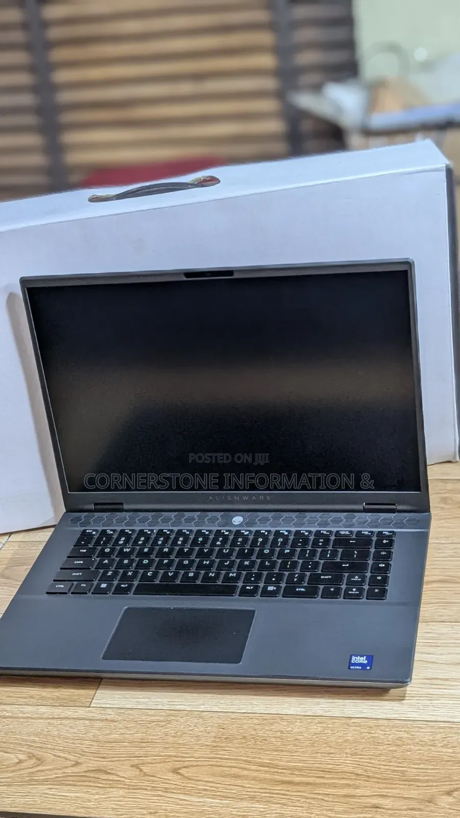 Laptop Alienware M16 R2 32GB Intel Core Ultra 9 SSD 1T