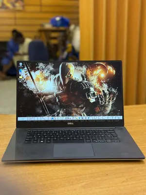 Laptop Dell XPS 15 9560 16GB Intel Core i7 SSD 512GB