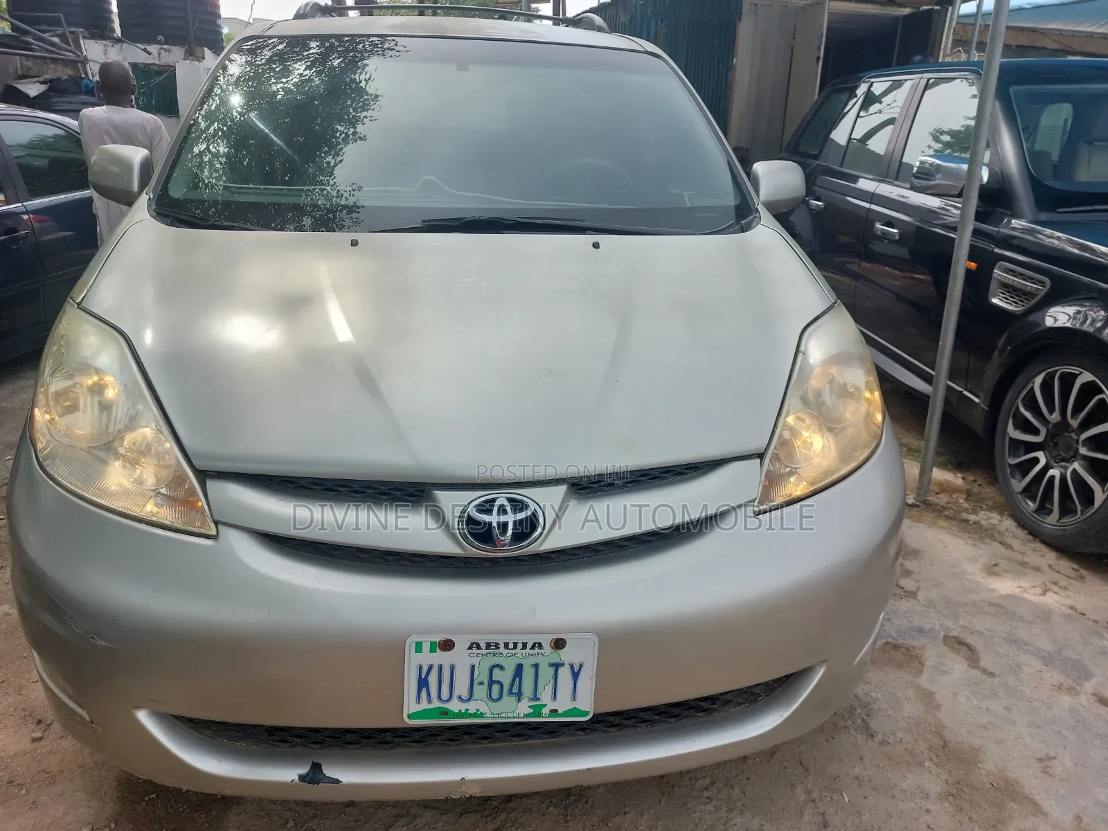 Toyota Sienna LE FWD 2006 Gold