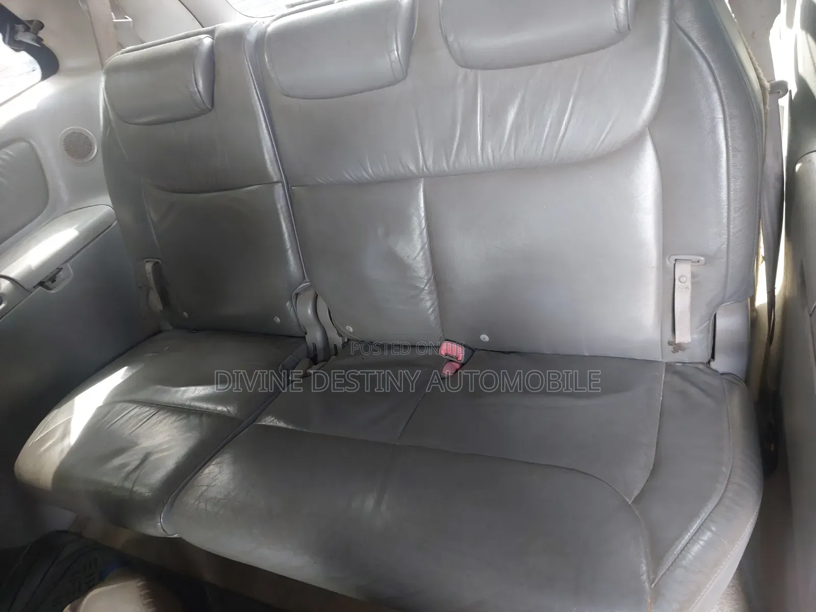 Toyota Sienna LE FWD 2006 Gold