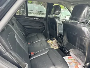 Mercedes-Benz M Class ML350 4dr SUV (3.5L 6cyl 7A) 2015 Black