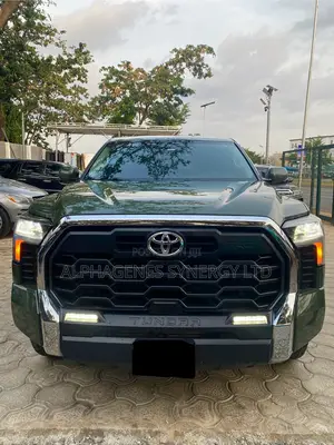 Toyota Tundra SR5 2022 Green