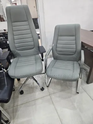 Super Executive Chair and Visitor