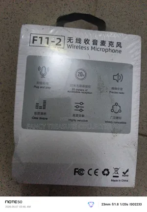 F11-2 Wireless Microphone