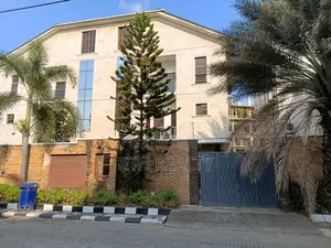 5bdrm Duplex in Ikoyi, Banana Island for rent