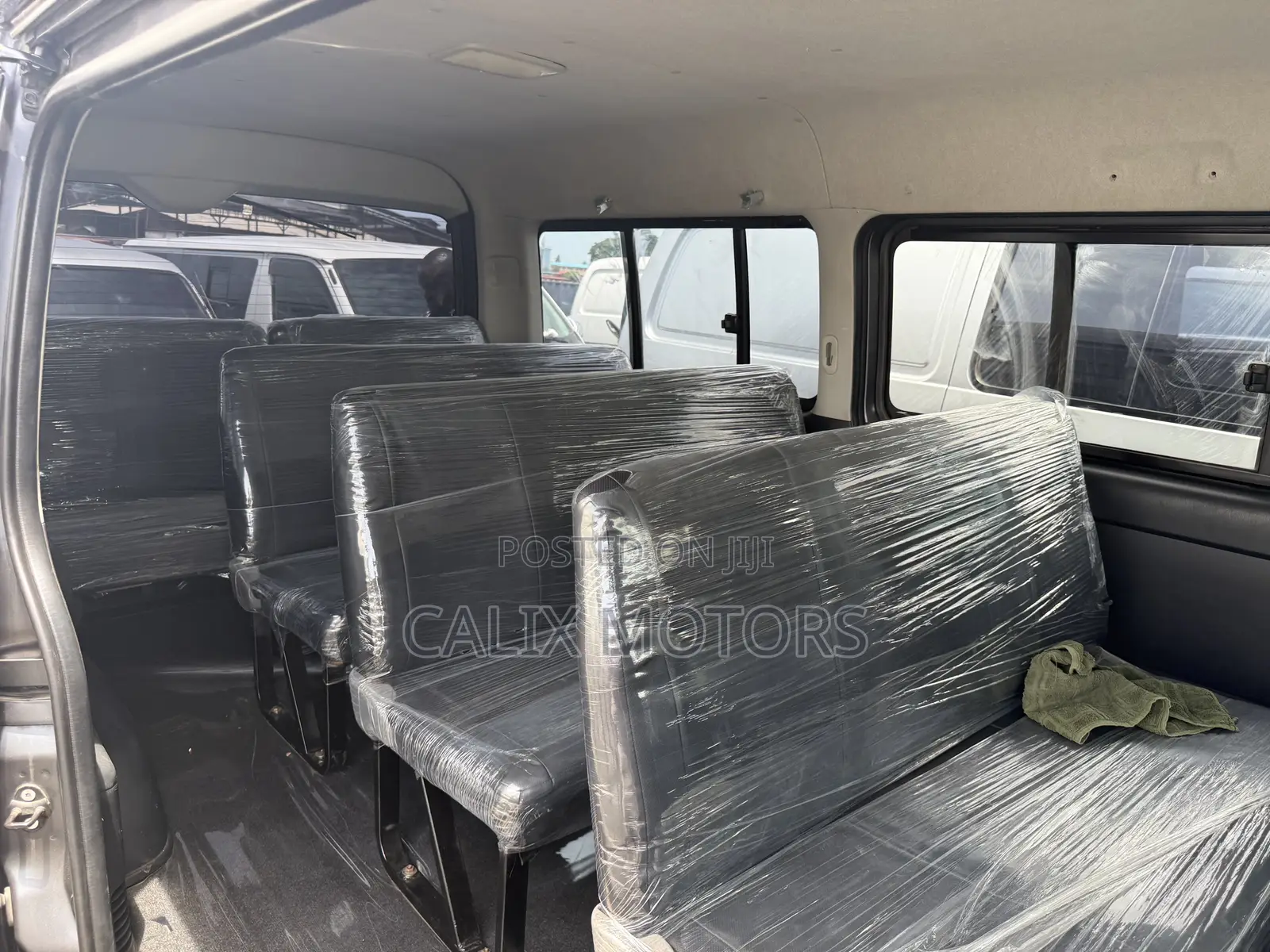 Toyota HiAce 2013 Grey