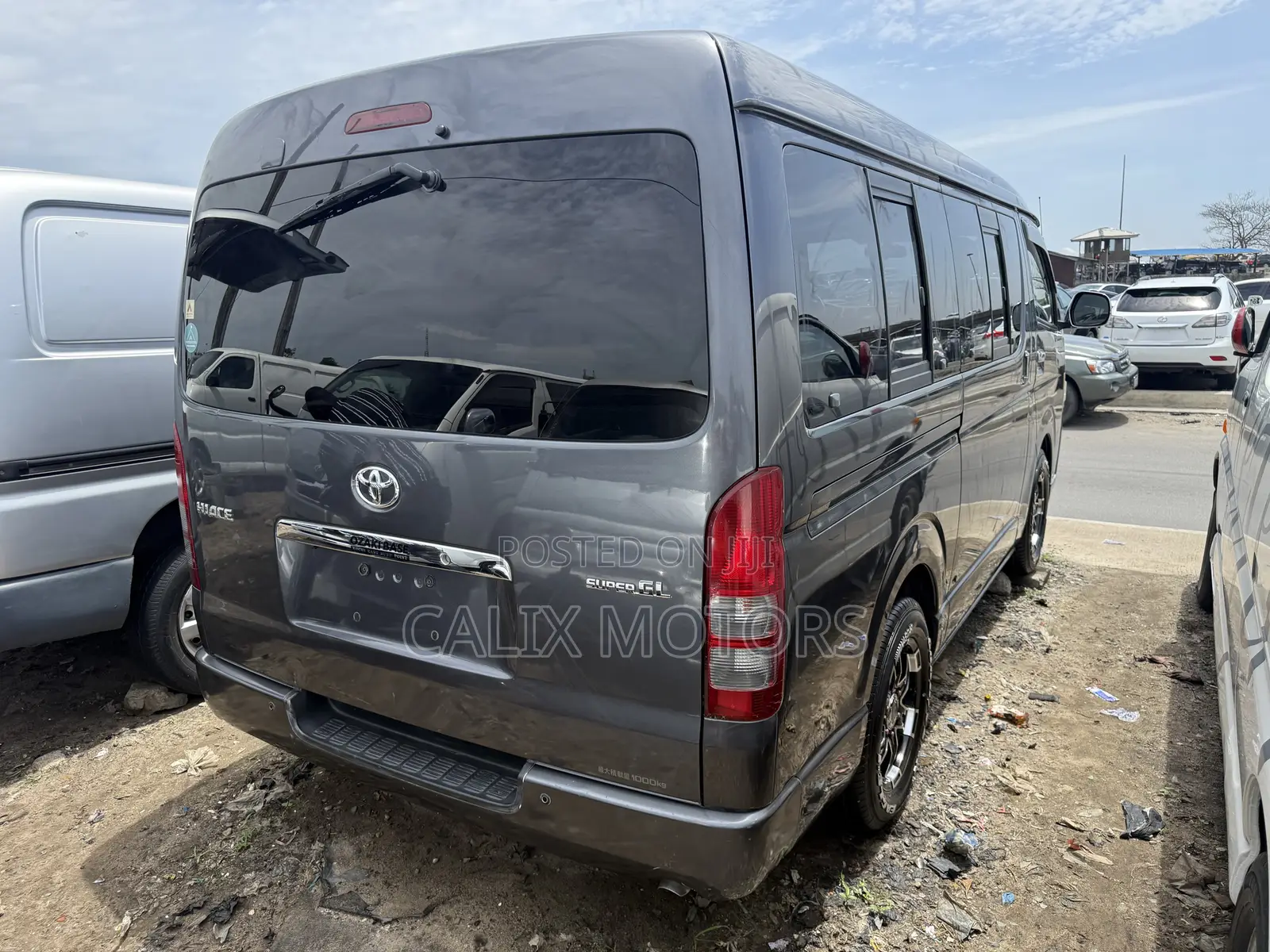 Toyota HiAce 2013 Grey