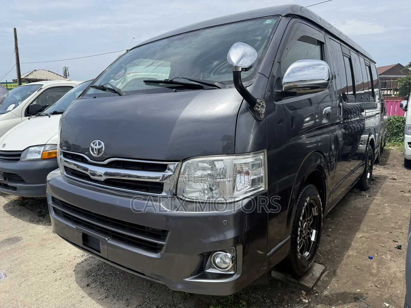 Toyota HiAce 2013 Grey